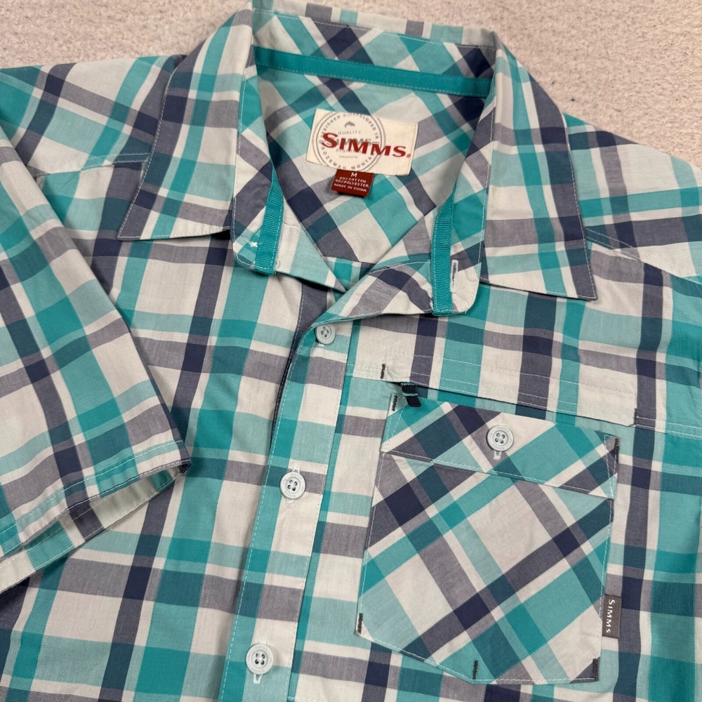Simms Shirt Mens Medium Button Up Plaid Short Sleeve Zip Pocket Outdoors Fishing